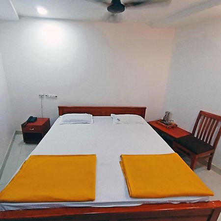 Staymaker Shri Shakti Residency هوبلي المظهر الخارجي الصورة