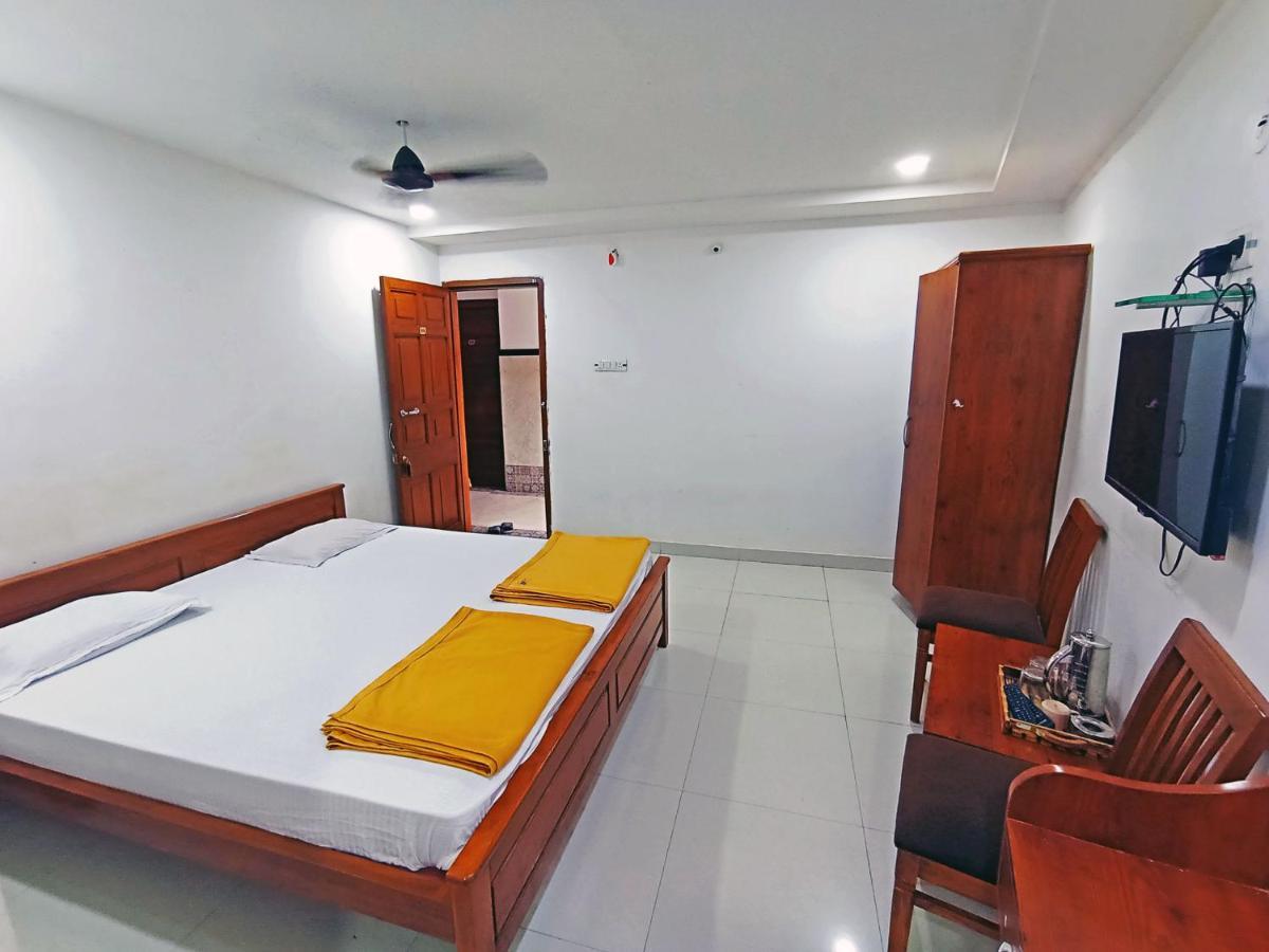Staymaker Shri Shakti Residency هوبلي المظهر الخارجي الصورة