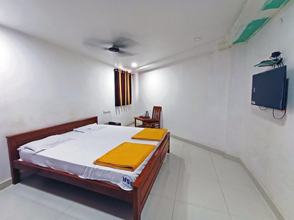 Staymaker Shri Shakti Residency هوبلي المظهر الخارجي الصورة