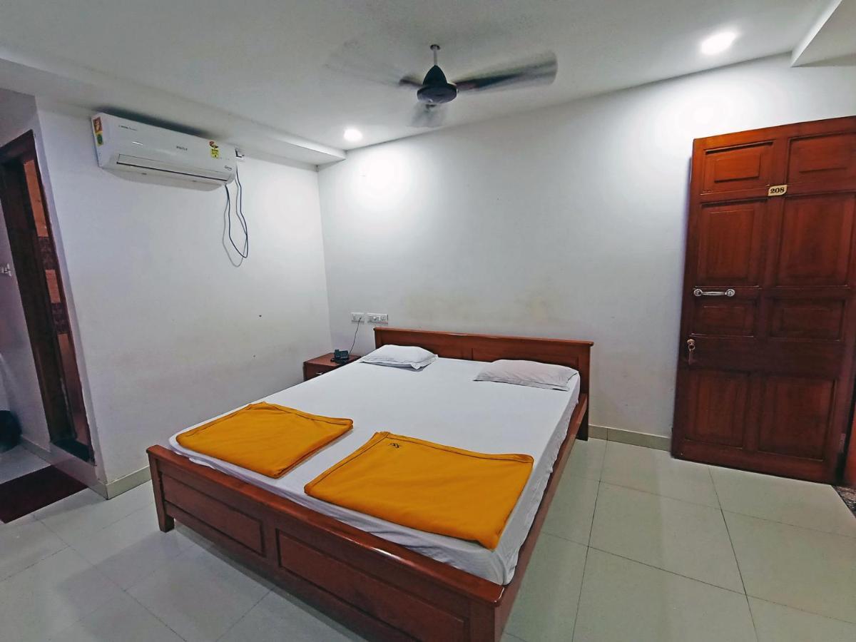 Staymaker Shri Shakti Residency هوبلي المظهر الخارجي الصورة