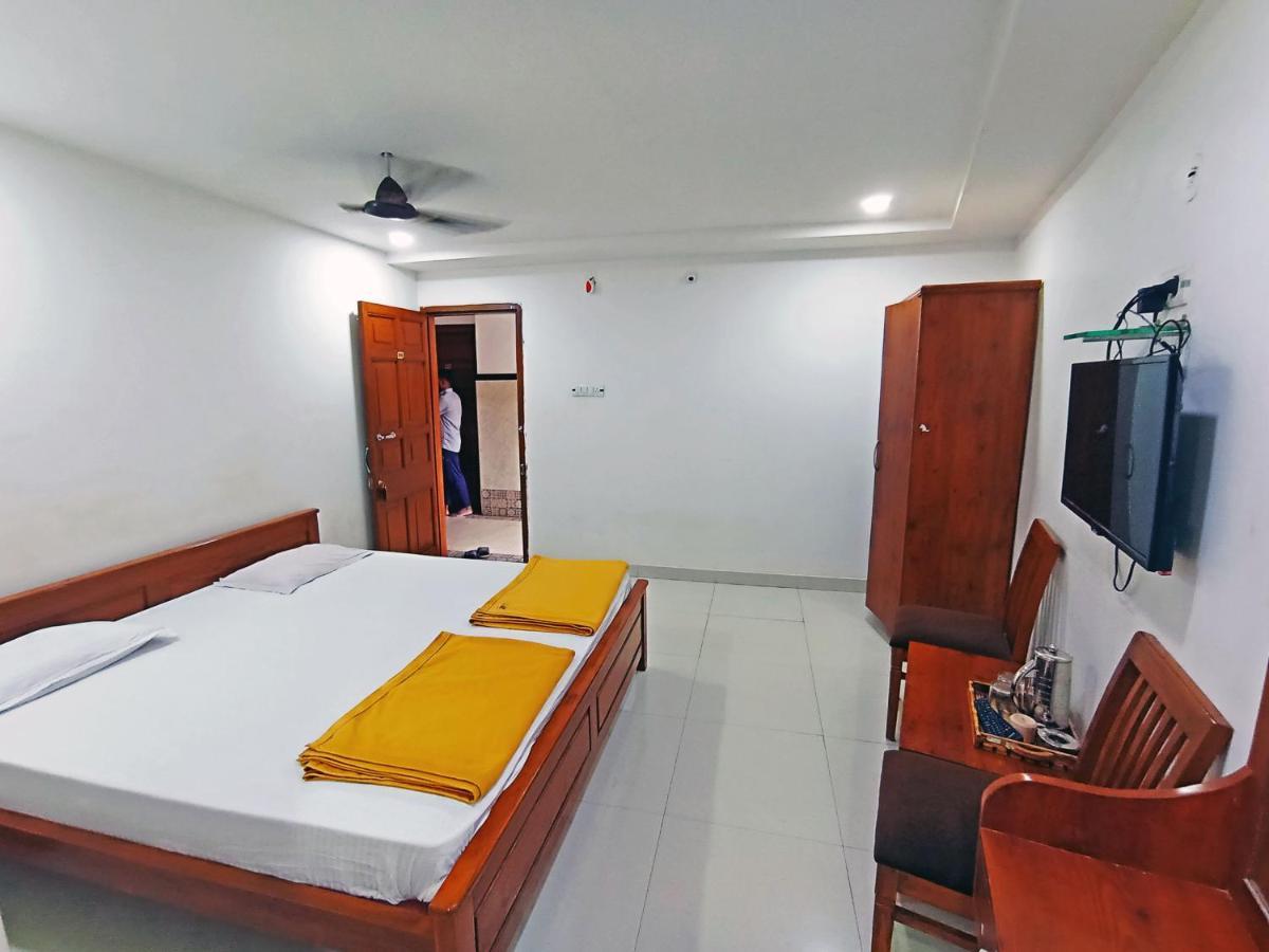 Staymaker Shri Shakti Residency هوبلي المظهر الخارجي الصورة