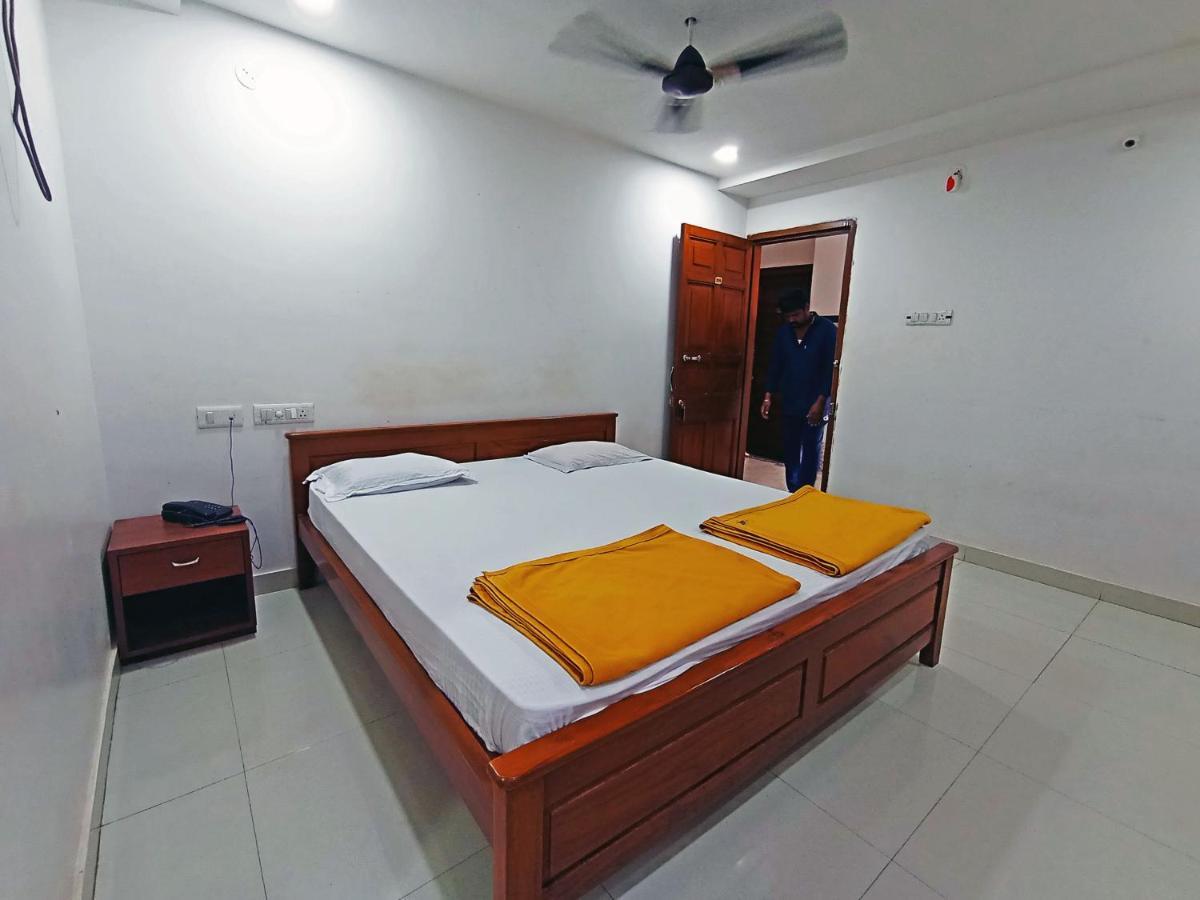 Staymaker Shri Shakti Residency هوبلي المظهر الخارجي الصورة