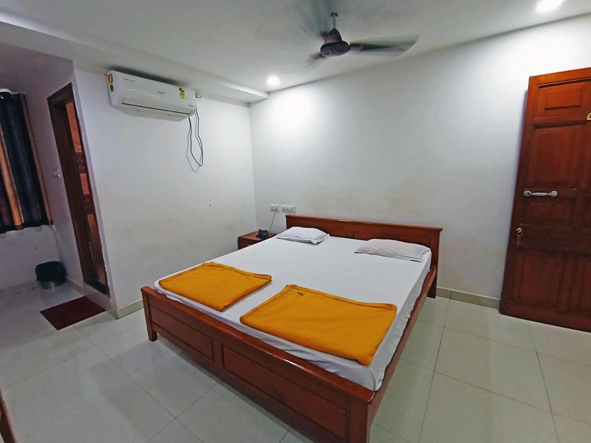 Staymaker Shri Shakti Residency هوبلي المظهر الخارجي الصورة
