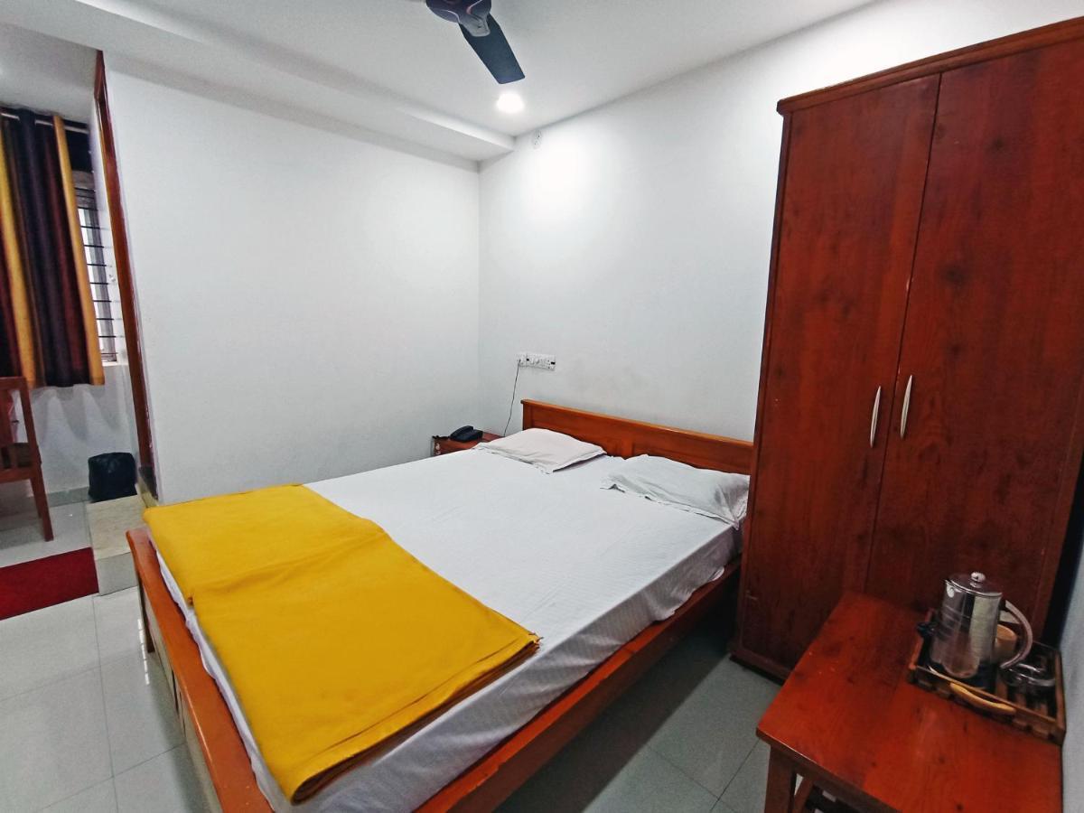 Staymaker Shri Shakti Residency هوبلي المظهر الخارجي الصورة