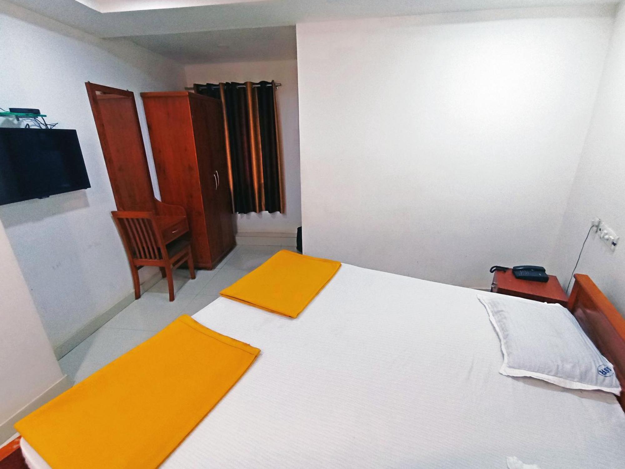 Staymaker Shri Shakti Residency هوبلي المظهر الخارجي الصورة