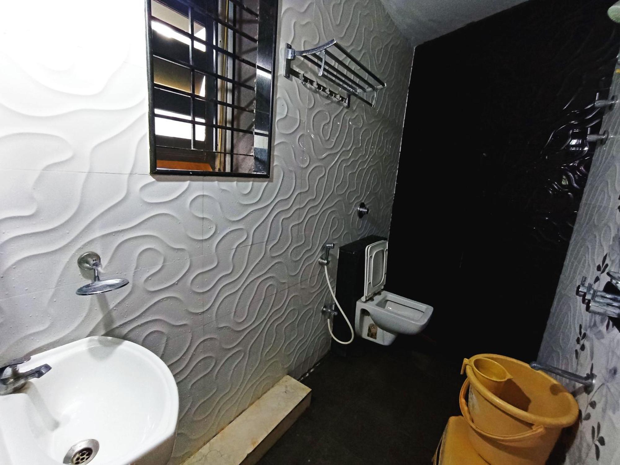 Staymaker Shri Shakti Residency هوبلي المظهر الخارجي الصورة